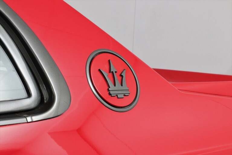 Maserati 222