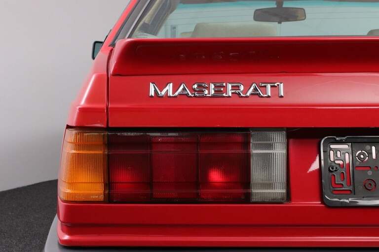 Maserati 222