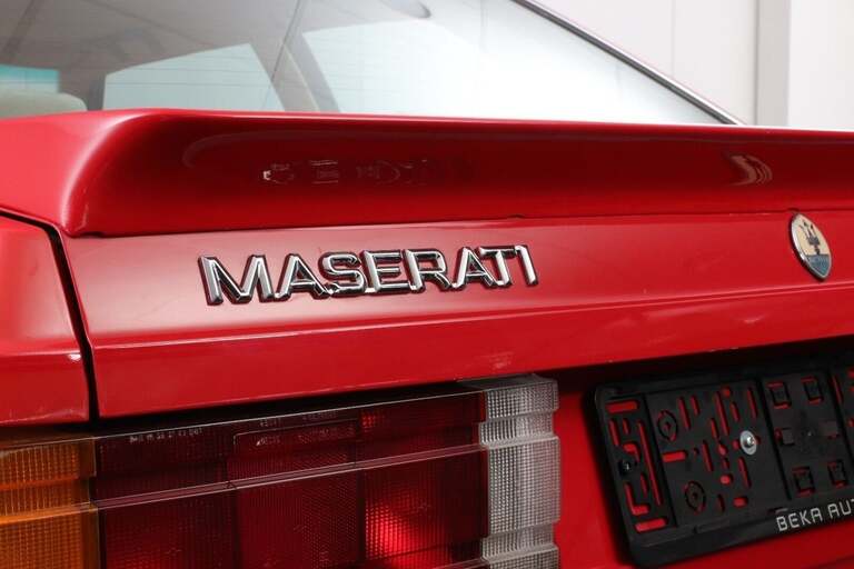 Maserati 222