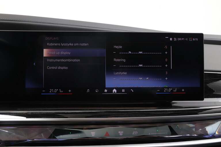 BMW i7