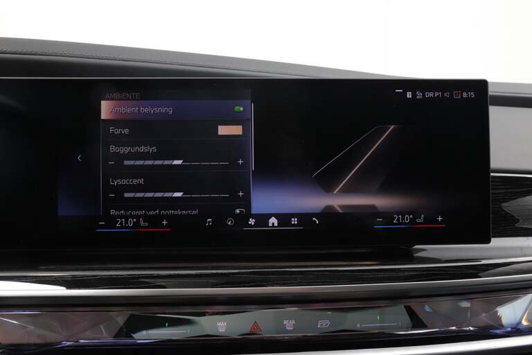 BMW i7