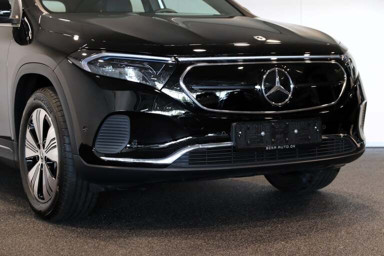 Mercedes EQA250