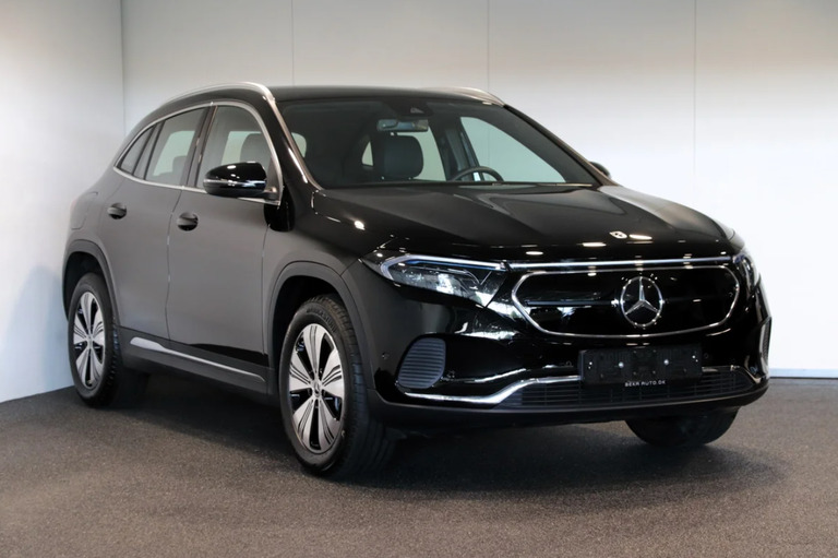 Mercedes EQA250