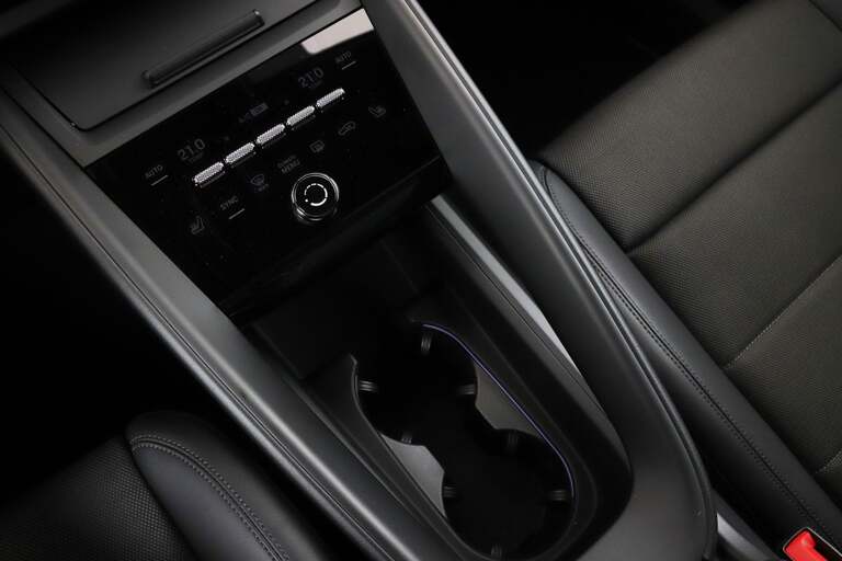 Porsche Macan 4