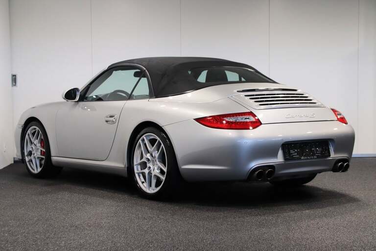 Porsche 911 Carrera S