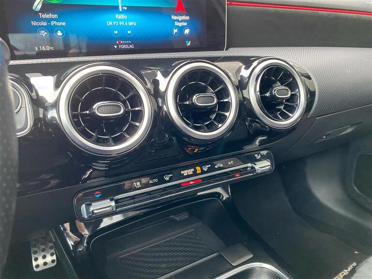 Mercedes-Benz A250