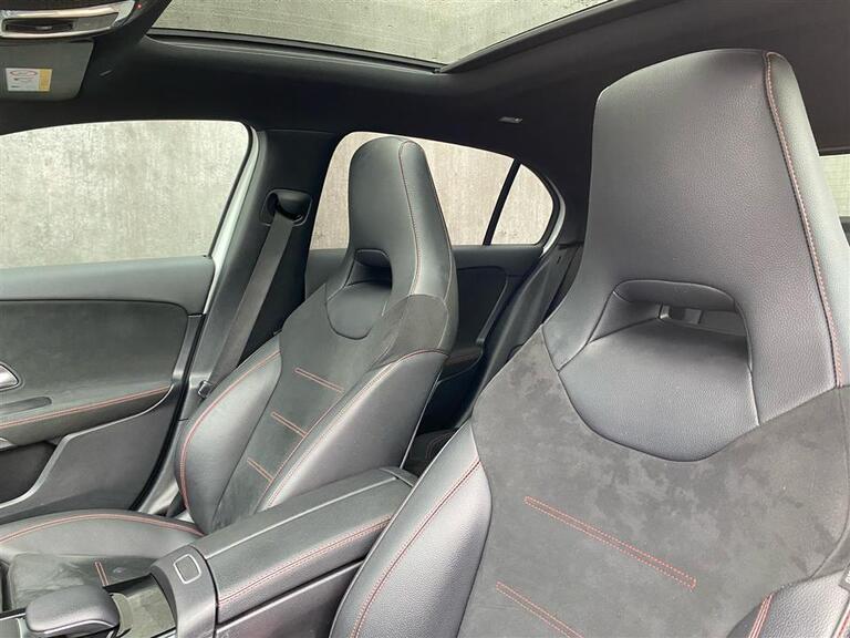 Mercedes-Benz A250