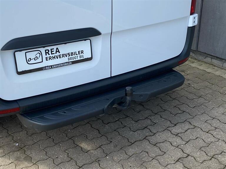 Mercedes-Benz Sprinter 215