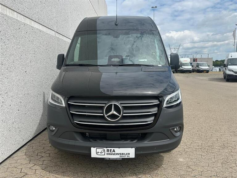 Mercedes-Benz Sprinter 317