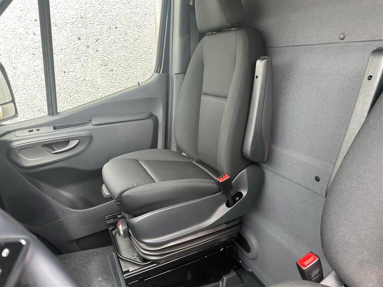 Mercedes-Benz Sprinter 317