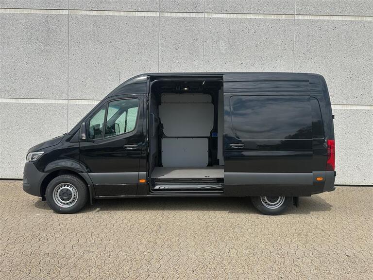 Mercedes-Benz Sprinter 317