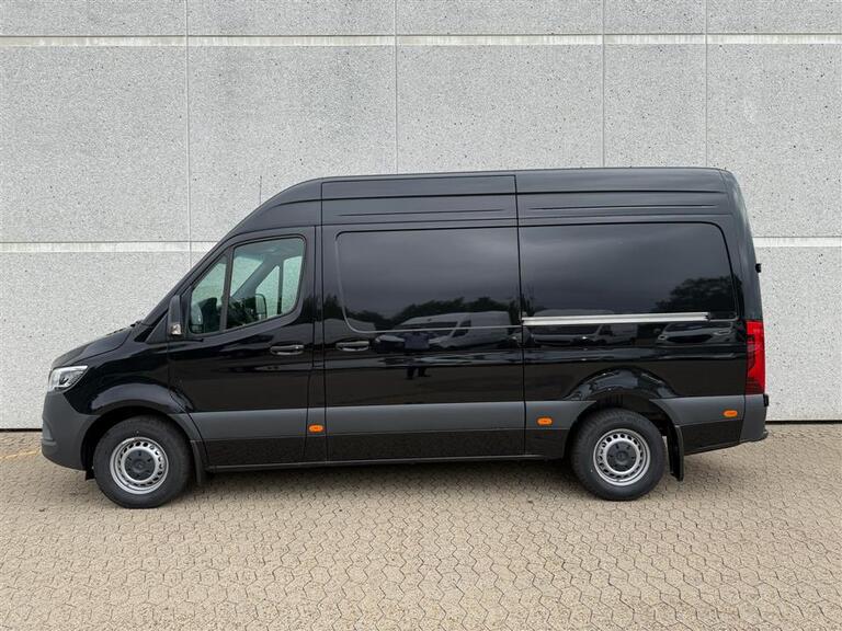 Mercedes-Benz Sprinter 317