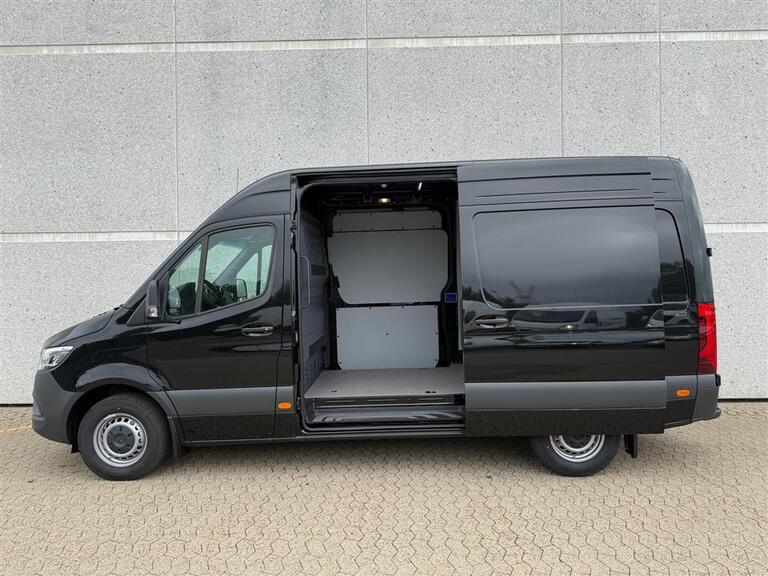 Mercedes-Benz Sprinter 317