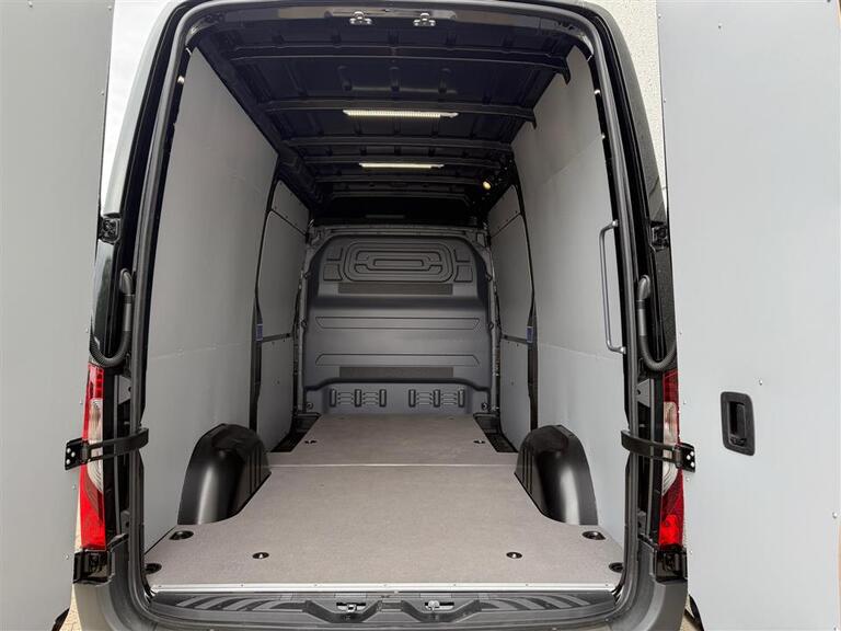 Mercedes-Benz Sprinter 317