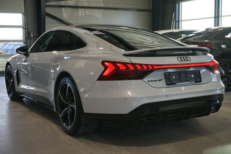 Audi e-tron GT