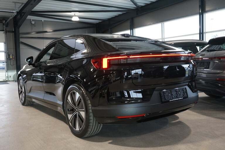 Polestar 4