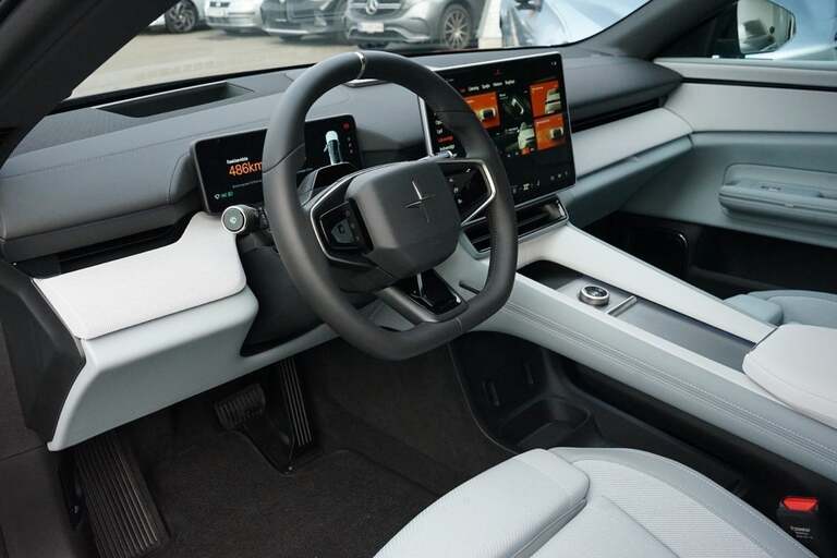 Polestar 4