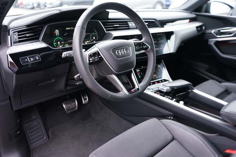 Audi Q8 e-tron