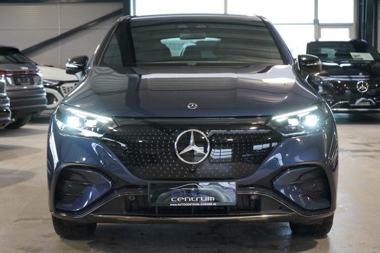 Mercedes EQE350 SUV