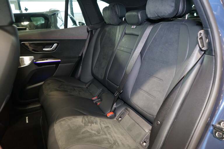 Mercedes EQE350 SUV