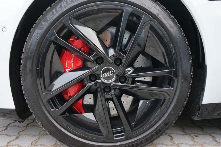 Audi RS e-tron GT