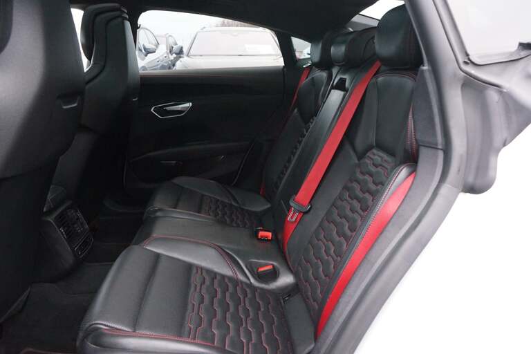 Audi RS e-tron GT