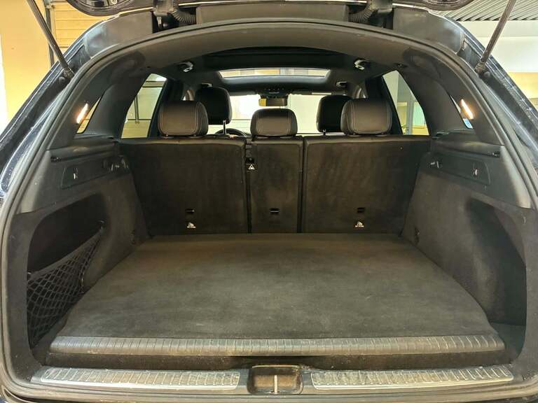Mercedes GLC300 e