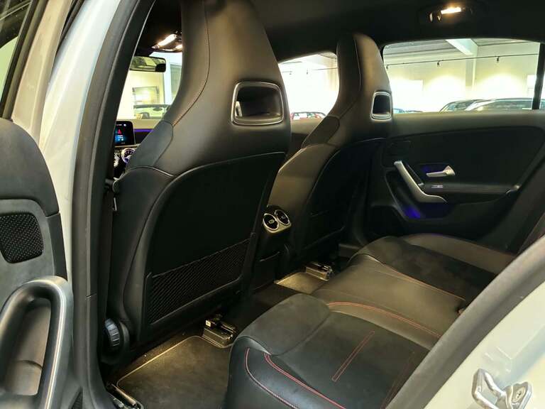 Mercedes A200