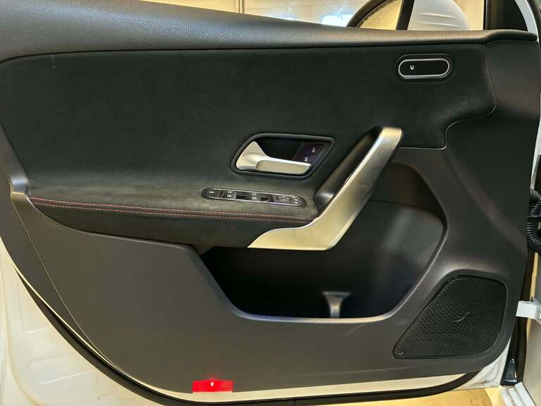 Mercedes A200