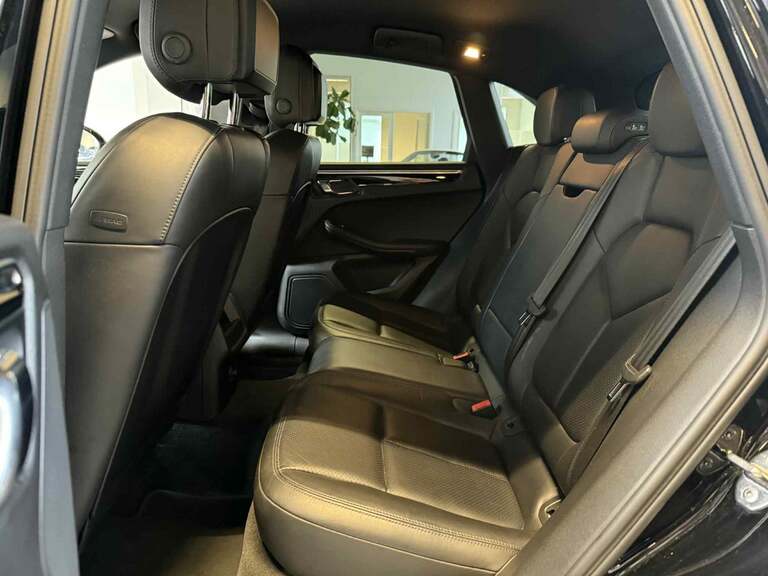 Porsche Macan S