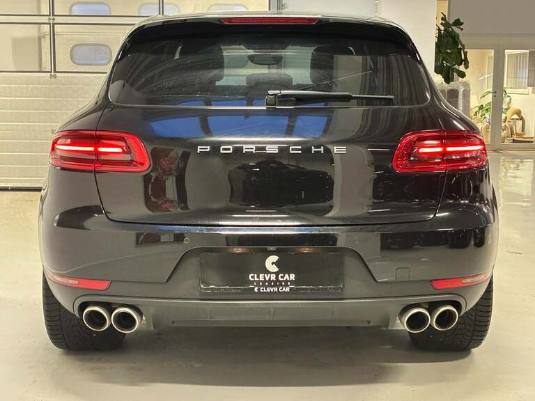 Porsche Macan S