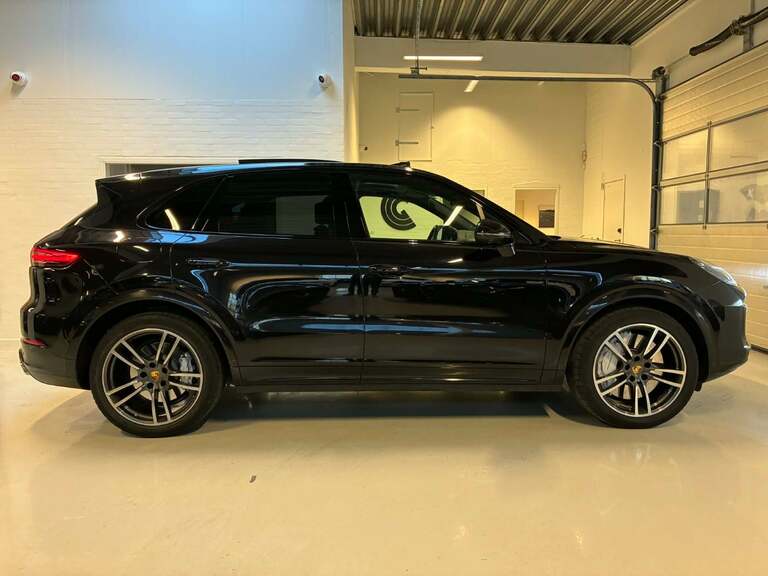 Porsche Cayenne Turbo