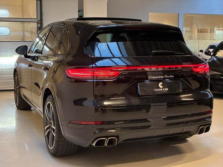 Porsche Cayenne Turbo
