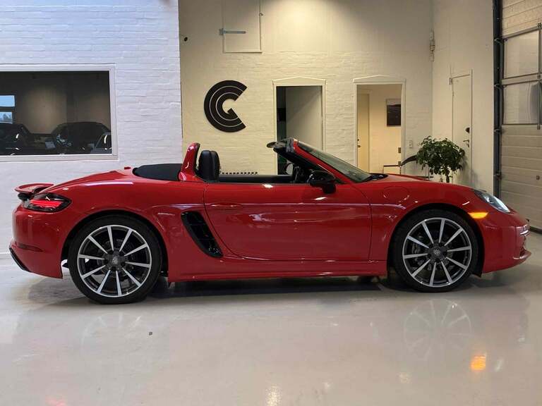 Porsche 718 Boxster