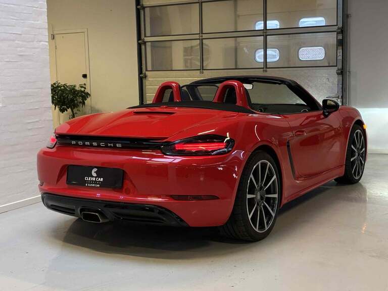 Porsche 718 Boxster