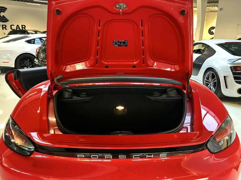 Porsche 718 Boxster