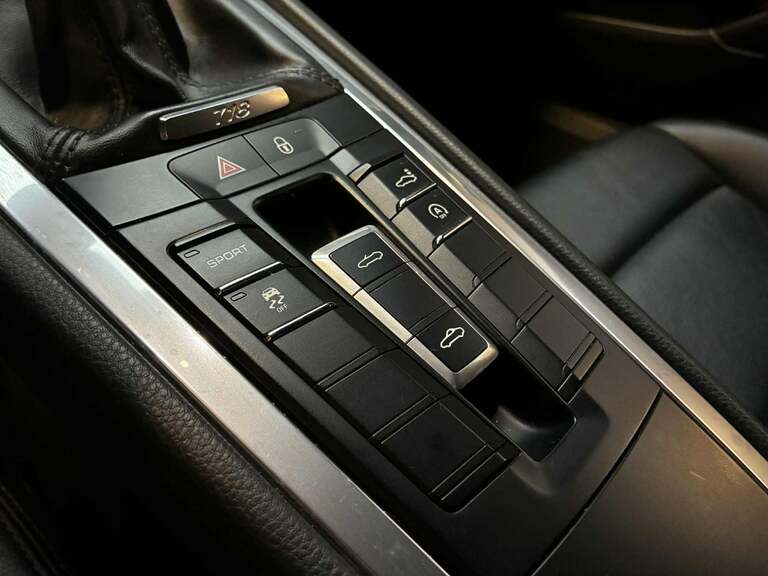 Porsche 718 Boxster