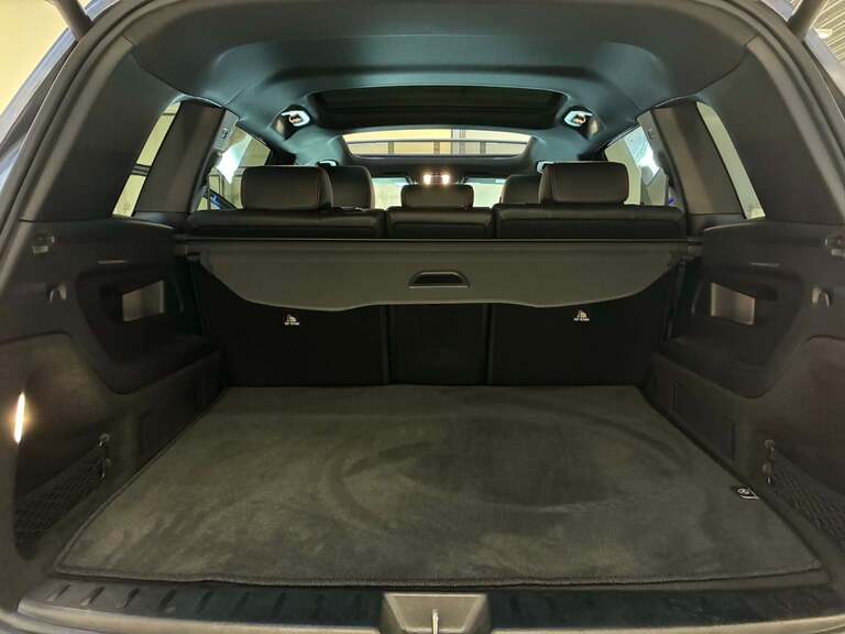 Mercedes EQB300