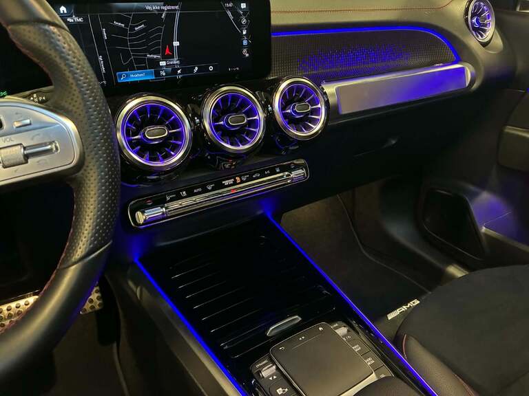 Mercedes EQB300