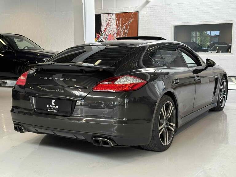Porsche Panamera GTS
