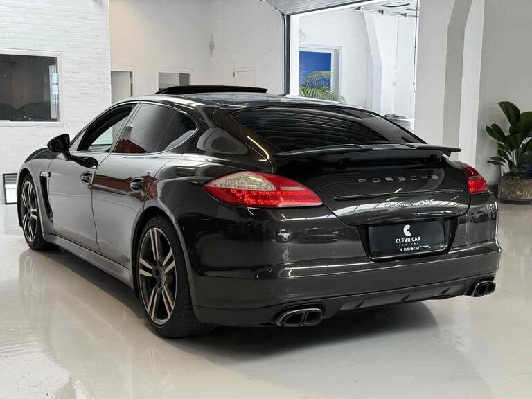 Porsche Panamera GTS