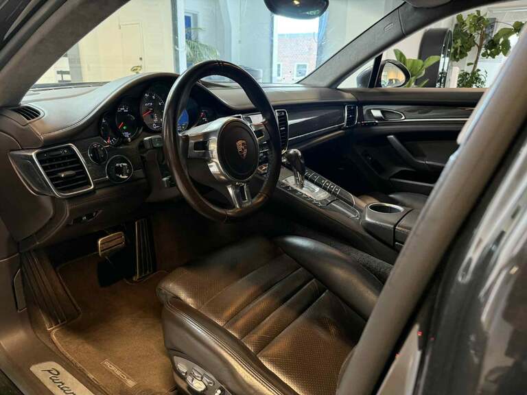 Porsche Panamera GTS