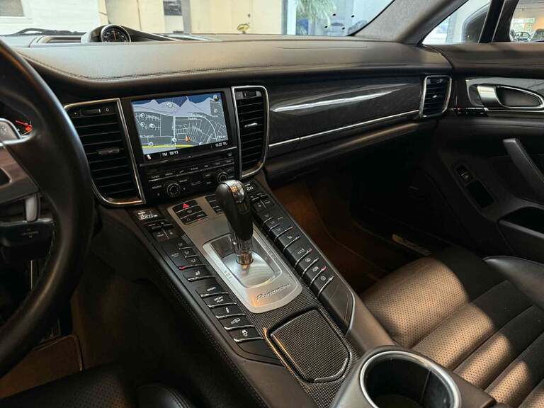 Porsche Panamera GTS