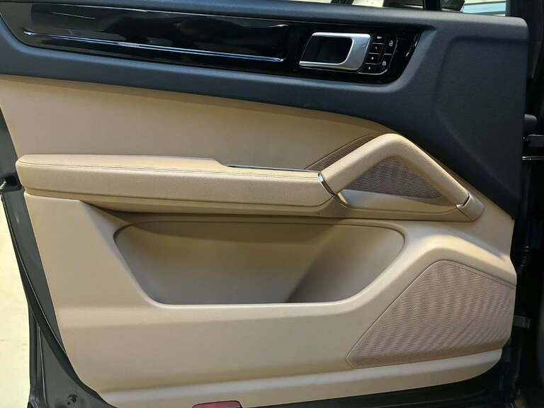 Porsche Cayenne S