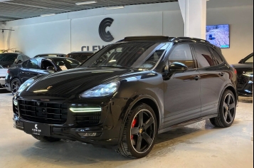 Porsche Cayenne GTS