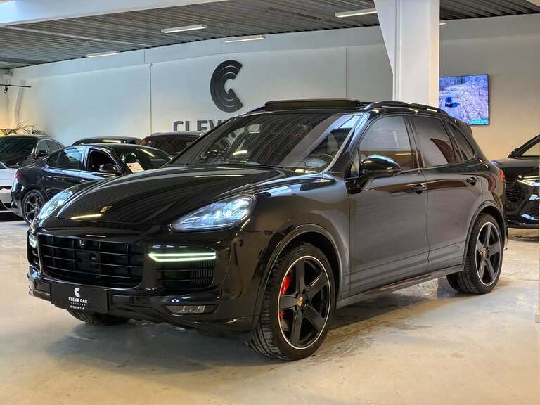 Porsche Cayenne GTS