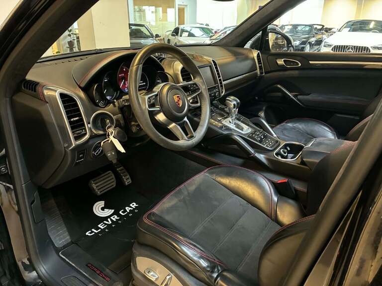 Porsche Cayenne GTS