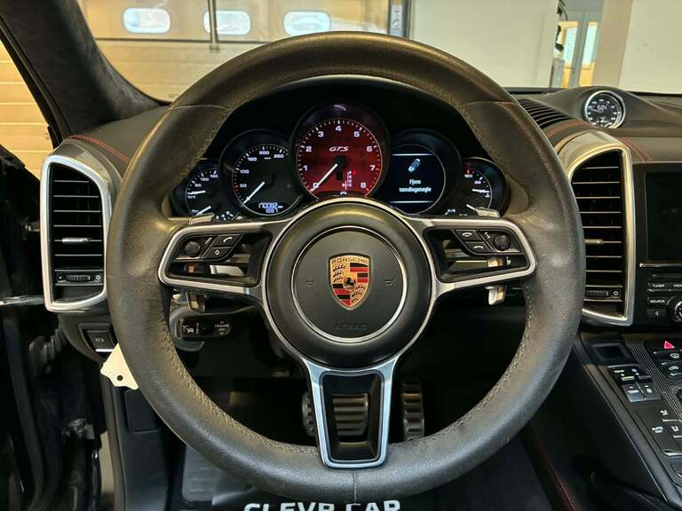Porsche Cayenne GTS
