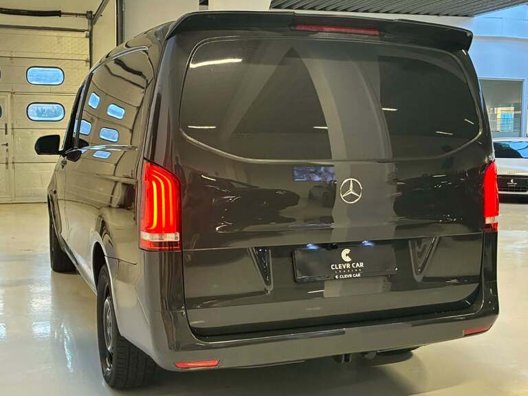 Mercedes Vito 114