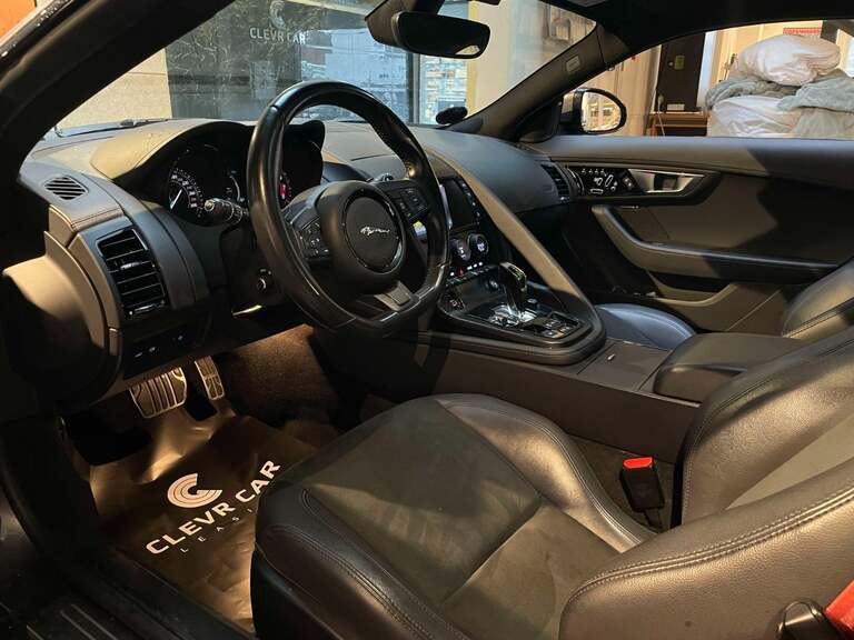 Jaguar F-Type